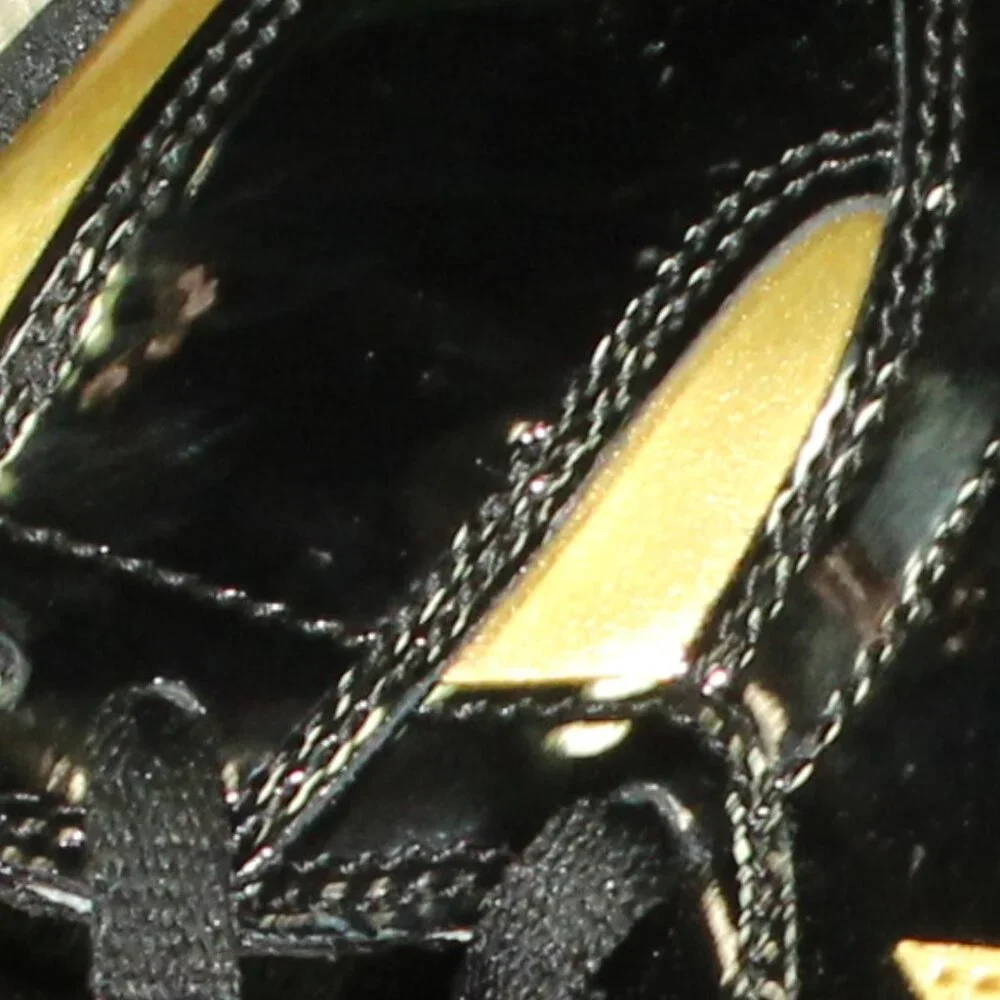 New IOB Jordan Boy's Size 6.5Y/ Women's 8 Black Patent Gold High Top Sneakers